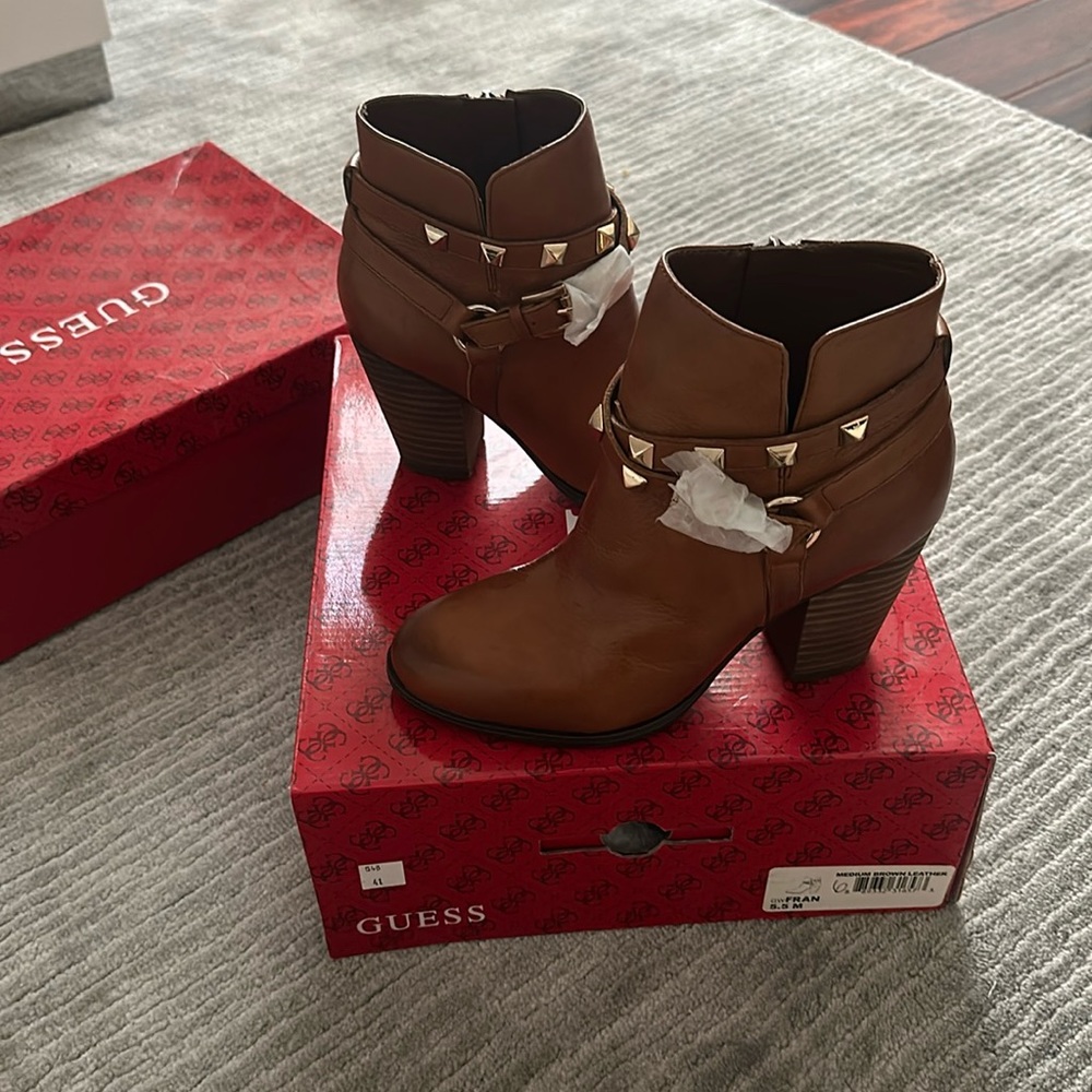 Guess Fran booties